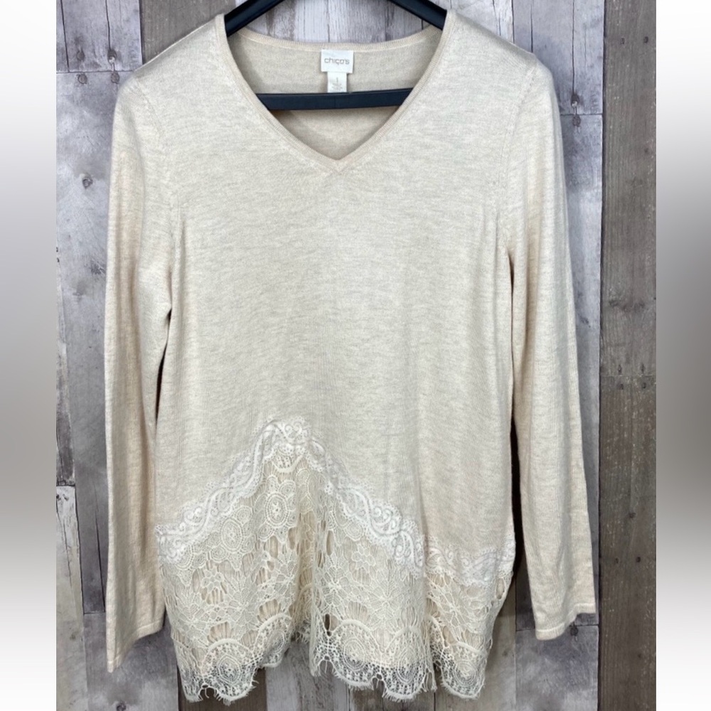 Chico’s cream ecru lace asymmetrical hem v-neck long sleeve sweater blouse
